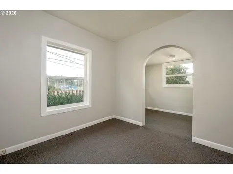8310 NE Sacramento Street Portland OR 97220