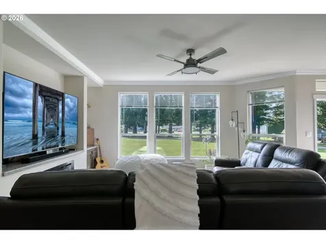55635 Fullerton Road Warren OR 97053