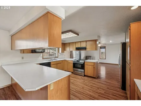 2067 SW Oleander Street Mcminnville OR 97128
