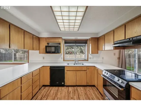 2067 SW Oleander Street Mcminnville OR 97128