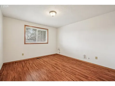 2067 SW Oleander Street Mcminnville OR 97128