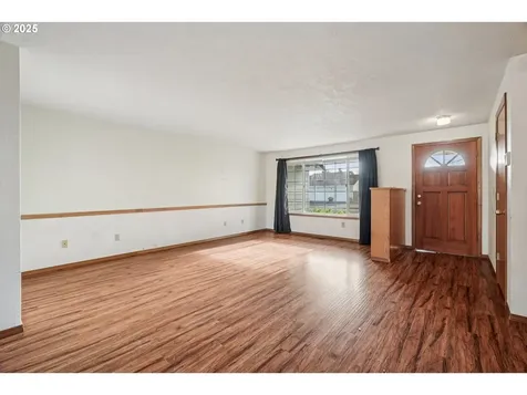2067 SW Oleander Street Mcminnville OR 97128
