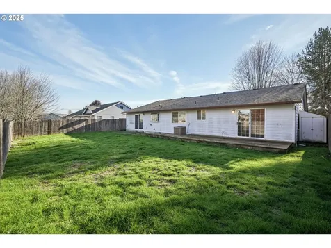 2067 SW Oleander Street Mcminnville OR 97128