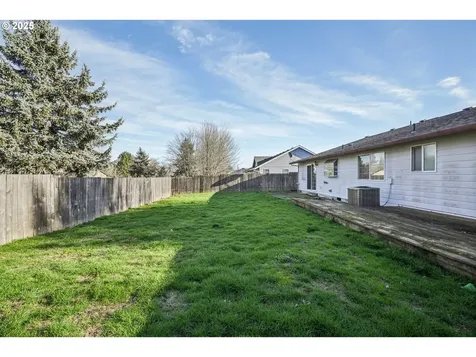 2067 SW Oleander Street Mcminnville OR 97128