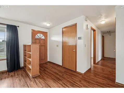 2067 SW Oleander Street Mcminnville OR 97128