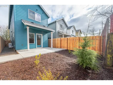 9257 E Burnside Street Portland OR 97216