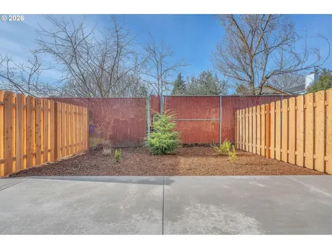 9257 E Burnside Street Portland OR 97216