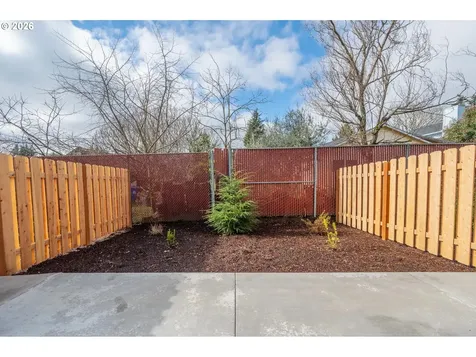 9257 E Burnside Street Portland OR 97216