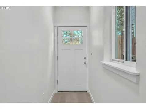9257 E Burnside Street Portland OR 97216