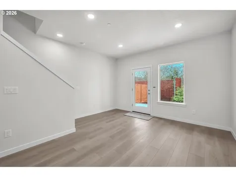 9257 E Burnside Street Portland OR 97216