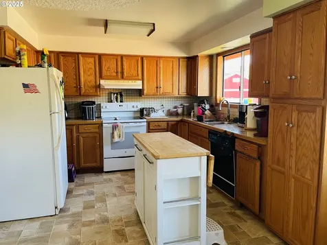 22714 NE 16th Street Camas WA 98607