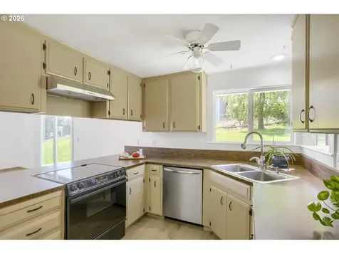 14705 SW 139th Avenue Portland OR 97224