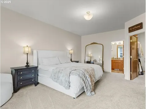 15083 Persimmon Way Oregon City OR 97045