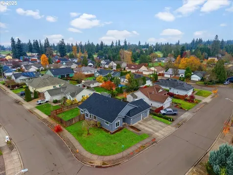 15083 Persimmon Way Oregon City OR 97045