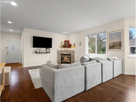 15083 Persimmon Way Oregon City OR 97045