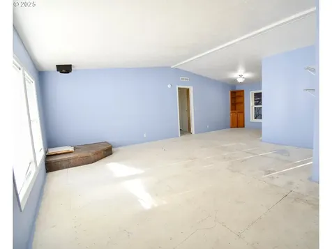 928 Quines Creek Road Azalea OR 97410