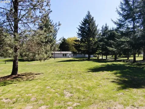 928 Quines Creek Road Azalea OR 97410