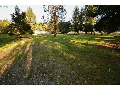 928 Quines Creek Road Azalea OR 97410