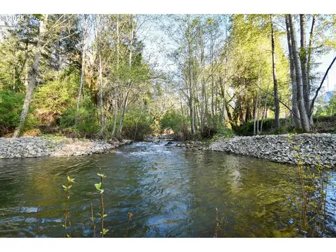 928 Quines Creek Road Azalea OR 97410