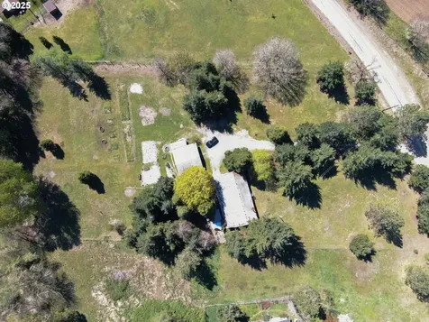 928 Quines Creek Road Azalea OR 97410