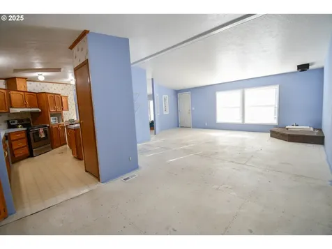 928 Quines Creek Road Azalea OR 97410