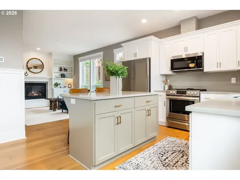 518 Jersey Street Silverton OR 97381