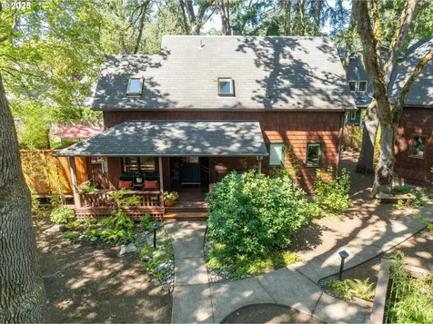 249 Spyglass Drive Eugene OR 97401