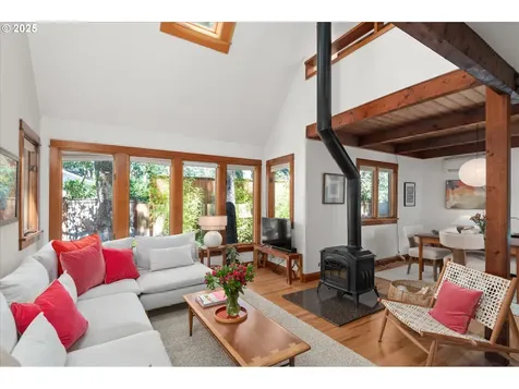 249 Spyglass Drive Eugene OR 97401