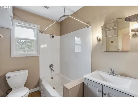 6185 SW Main Avenue Beaverton OR 97008