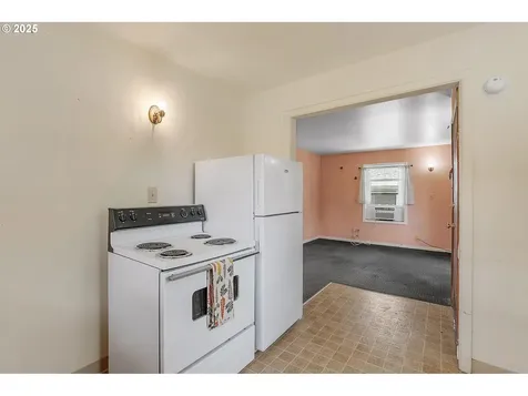 6185 SW Main Avenue Beaverton OR 97008
