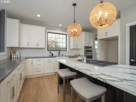 7882 SW Cinnabar Wilsonville OR 97070