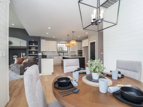 7882 SW Cinnabar Wilsonville OR 97070