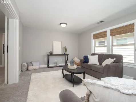 7882 SW Cinnabar Wilsonville OR 97070