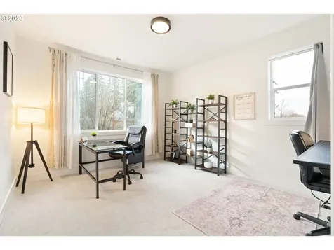 5891 SW 67th Place Portland OR 97225
