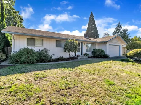 1118 SW Wanetah Way Mcminnville OR 97128