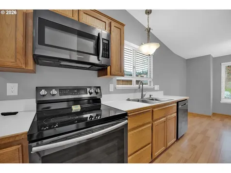 15318 NE 45th Street Vancouver WA 98682