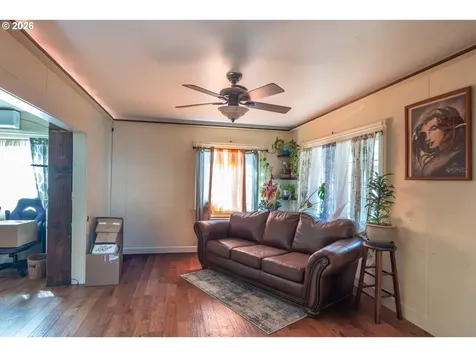 597 SE Ramp Street Roseburg OR 97470
