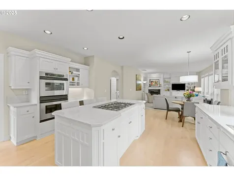 12786 NW Lilywood Drive Portland OR 97229
