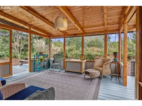 4975 Heceta Beach Road Florence OR 97439