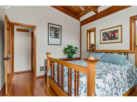 4975 Heceta Beach Road Florence OR 97439