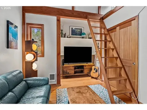 4975 Heceta Beach Road Florence OR 97439