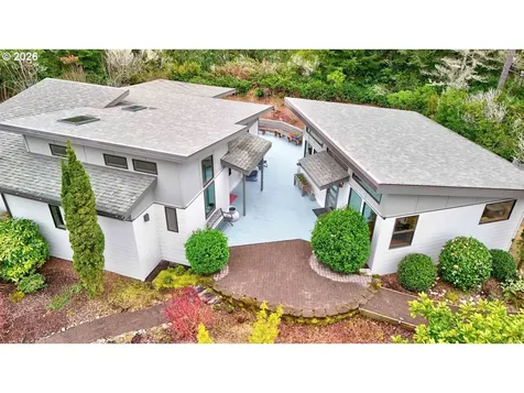 4975 Heceta Beach Road Florence OR 97439