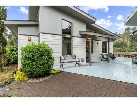 4975 Heceta Beach Road Florence OR 97439