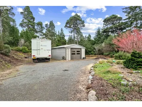 4975 Heceta Beach Road Florence OR 97439