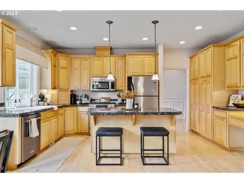 17139 SE Manley Street Portland OR 97236