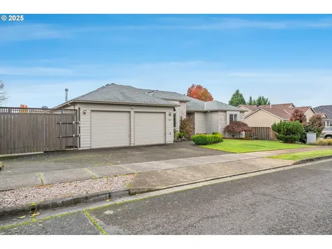 17139 SE Manley Street Portland OR 97236
