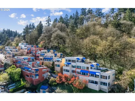 3515 SW Barbur Boulevard Portland OR 97239