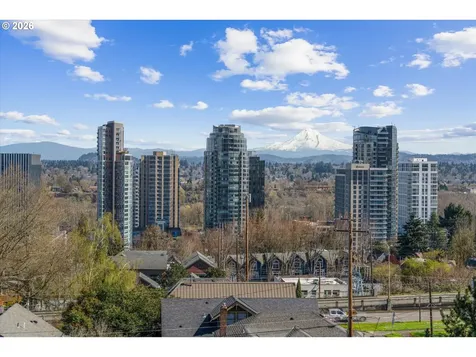 3515 SW Barbur Boulevard Portland OR 97239
