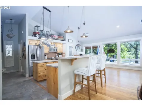 418 Rivershore Drive Roseburg OR 97470