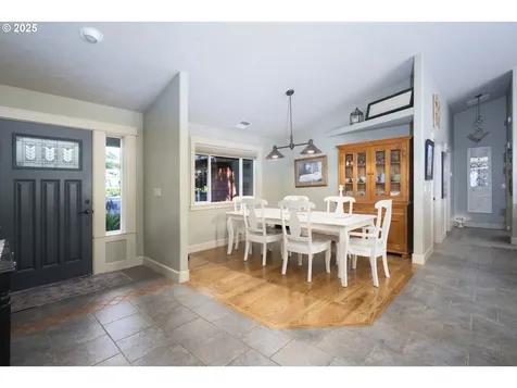 418 Rivershore Drive Roseburg OR 97470